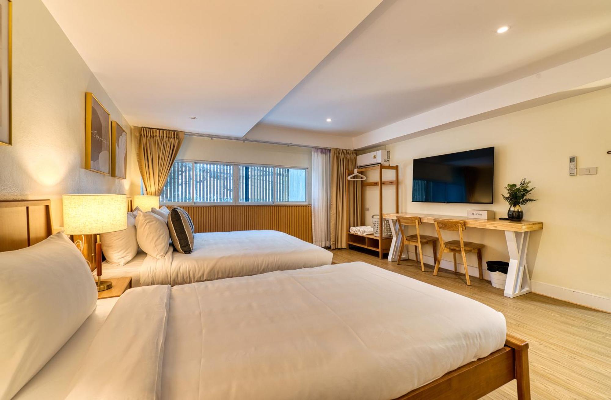 Ab House Aparthotel Bangkok Exterior photo